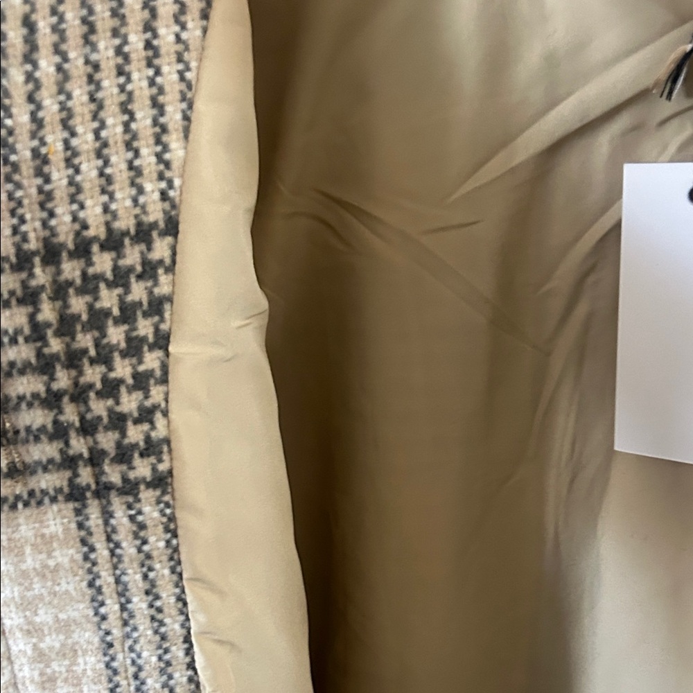 Ellison Neutral Plaid Button-Front Shacket in Bei… - image 3